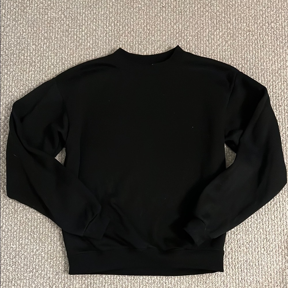 Mission Ridge Classic Black Crew Neck